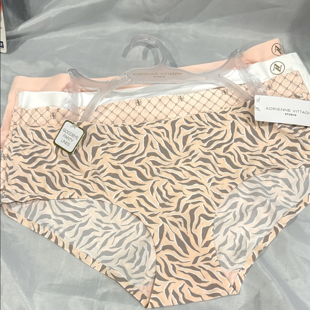 Adrienne Vittadini Studio Bikini Panty Set 4 pc XL Animal Print